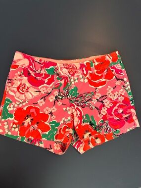 Lilly Pulitzer Floral Pink Women's Shorts - size 10